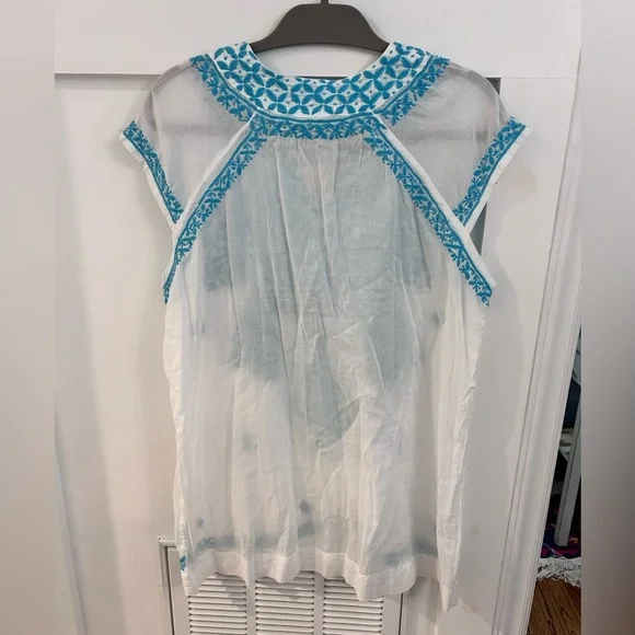 Dolma Blue White embroidered tunic blouse dress - Picture 4 of 5